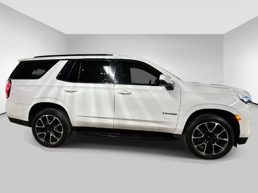 Summit White 2022 Chevrolet Tahoe RST