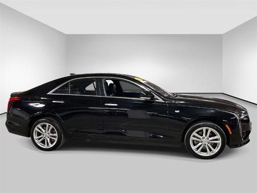 2022 Cadillac CT4 Luxury