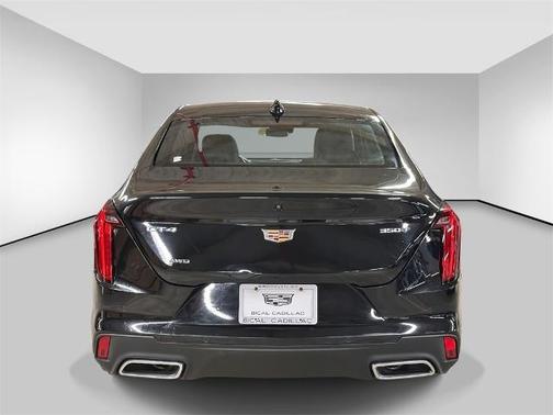 2022 Cadillac CT4 Luxury