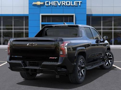 2025 Chevrolet Silverado EV RST