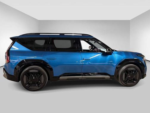Ocean Blue 2024 Kia EV9 GT-Line