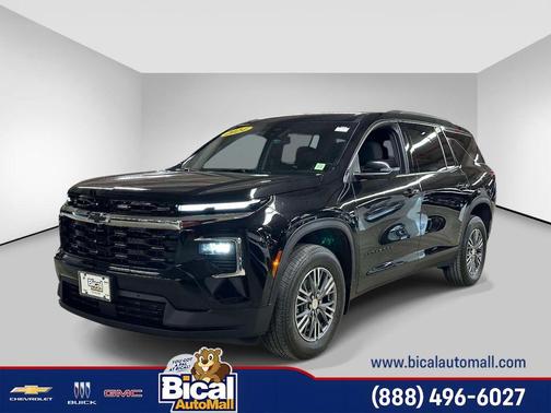 Mosaic Black Metallic 2024 Chevrolet Traverse LT