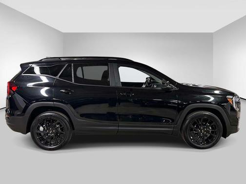 Ebony Twilight Metallic 2024 GMC Terrain SLE