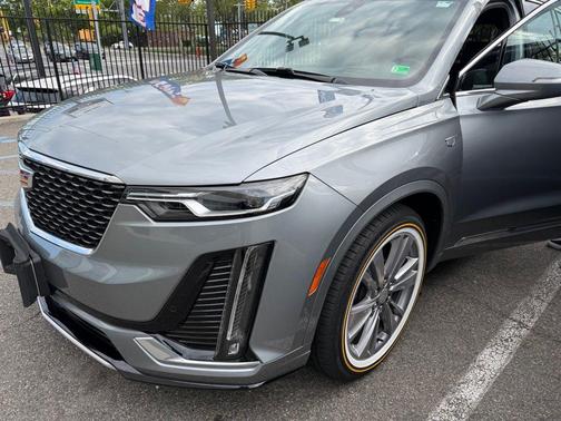 Silver Metallic 2024 Cadillac XT6 Premium Luxury AWD