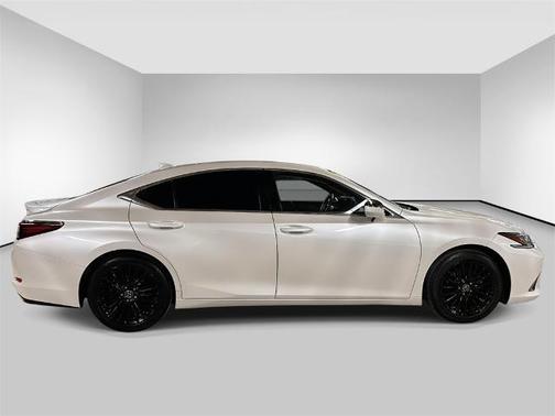 2022 Lexus ES 350 Base