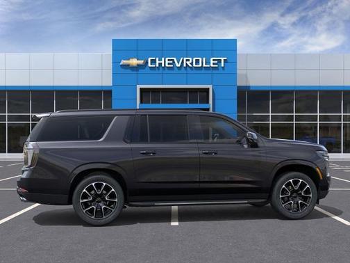 2025 Chevrolet Suburban RST