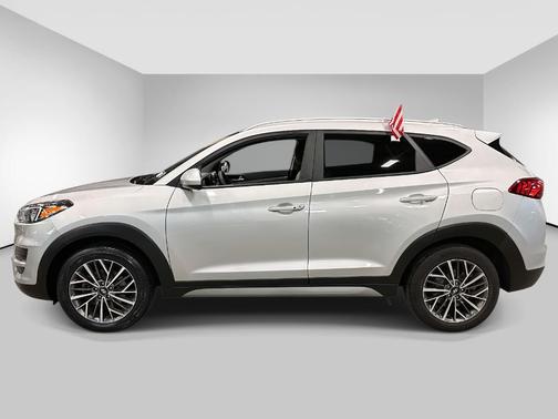 2021 Hyundai TUCSON SEL