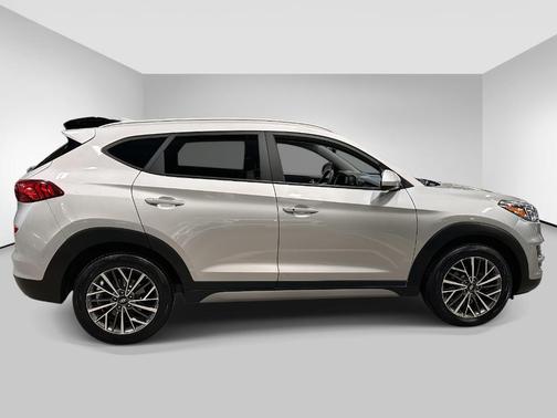 2021 Hyundai TUCSON SEL