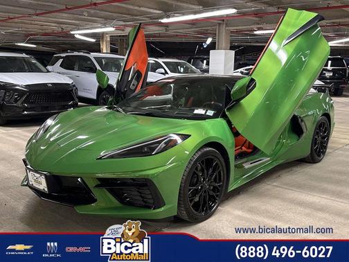 Green Metallic 2026 Chevrolet Corvette Stingray w/3LT