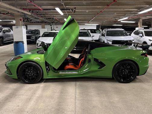 Green Metallic 2026 Chevrolet Corvette Stingray w/3LT