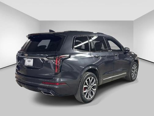 2022 Cadillac XT6 Sport AWD