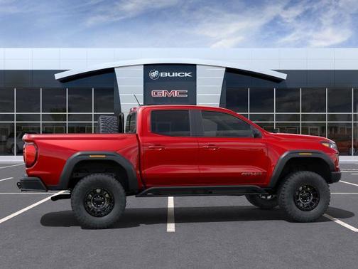 2025 GMC Canyon AT4