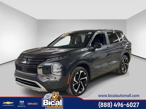 Gray 2024 Mitsubishi Outlander SE