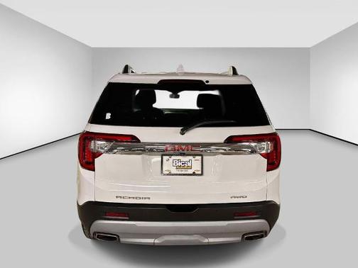 Summit White 2023 GMC Acadia SLE