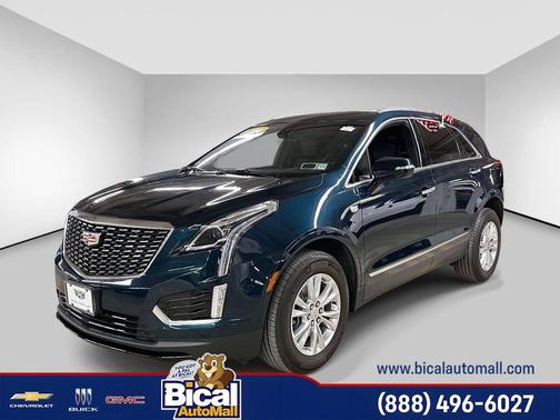 Emerald 2024 Cadillac XT5 Luxury