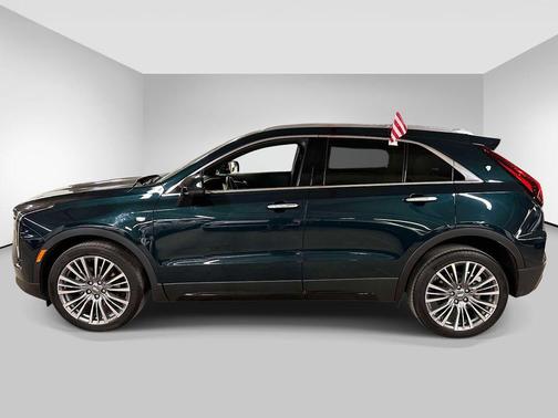 Emerald 2024 Cadillac XT4 Premium Luxury