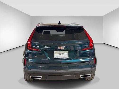 Emerald 2024 Cadillac XT4 Premium Luxury