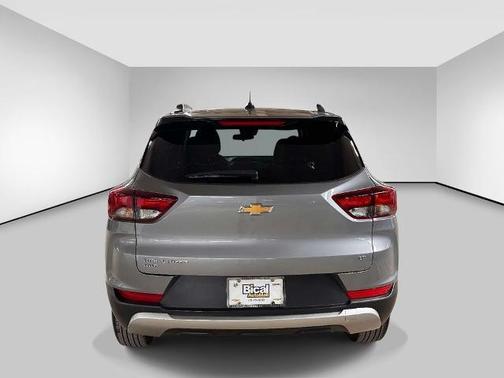 Sterling Gray Metallic 2023 Chevrolet Trailblazer LT