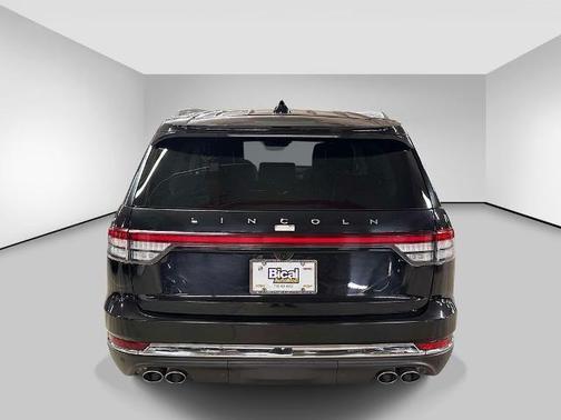 Black Metallic 2025 Lincoln Aviator Premiere