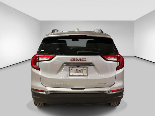 2022 GMC Terrain AT4