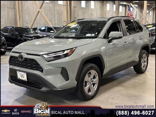 2023 Toyota RAV4 XLE