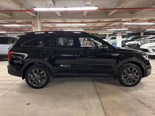 Ebony Black 2023 Kia Sorento X-Line EX