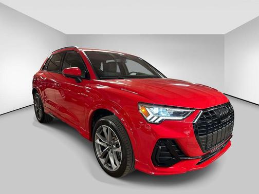 Progressive Red 2024 Audi Q3 45 S line Premium