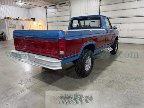 Blue & Red 1985 Ford F-250 Base