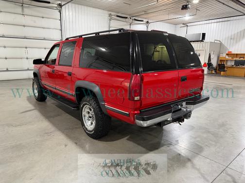 1997 Chevrolet Suburban 2500 LT