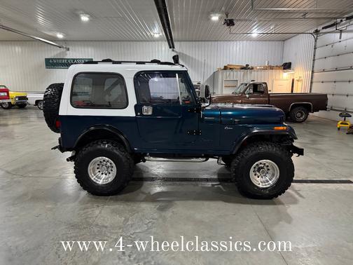 1982 Jeep CJ-7 Base