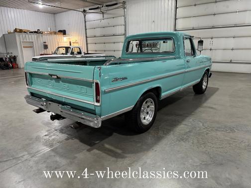 1967 Ford F100 Base