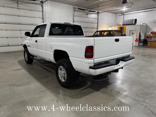 1998 Dodge Ram 2500 ST Quad Cab