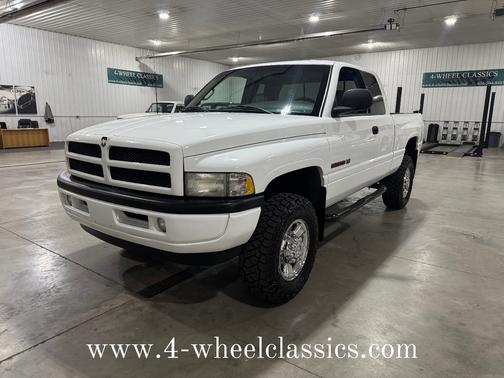 1998 Dodge Ram 2500 ST Quad Cab