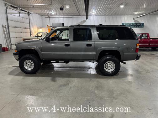 2001 Chevrolet Suburban 2500 LS