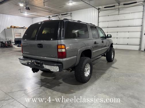2001 Chevrolet Suburban 2500 LS