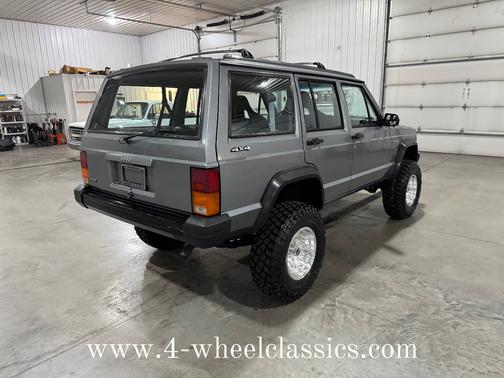 1992 Jeep Cherokee 4WD