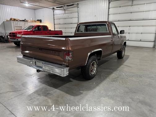 1984 Chevrolet C10/K10 Base