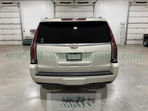 2016 Cadillac Escalade Premium