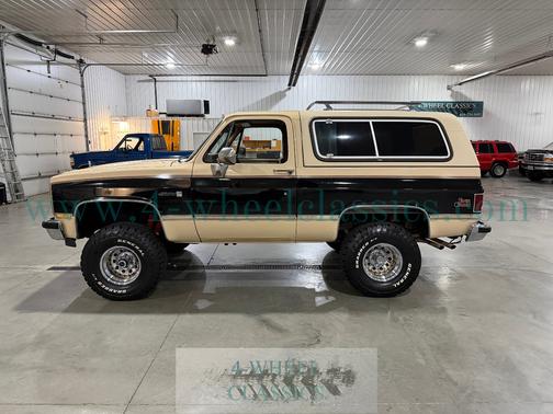 1986 GMC Jimmy Base