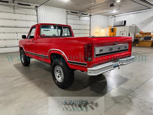 1984 Ford F-250 XLT