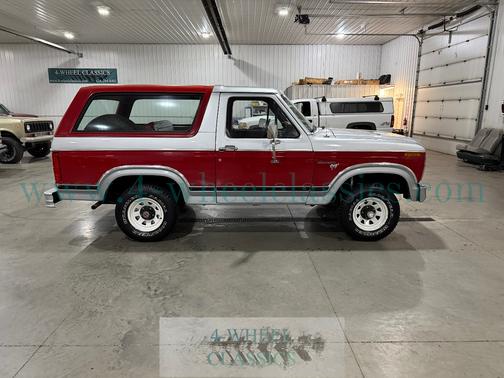 1981 Ford Bronco Base