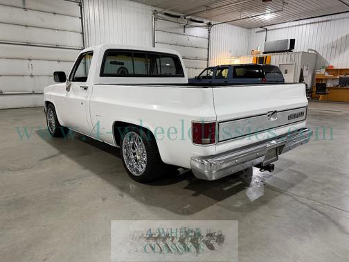 1985 Chevrolet C10/K10 Base