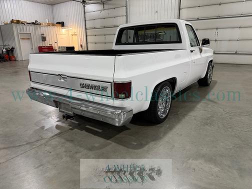 1985 Chevrolet C10/K10 Base