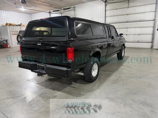 Black 1991 Ford F-150 XLT Lariat SuperCab