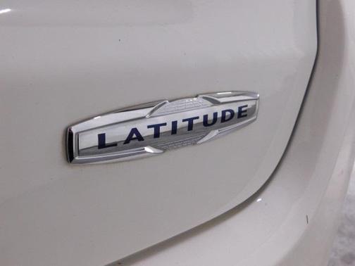 2017 Jeep New Compass Latitude