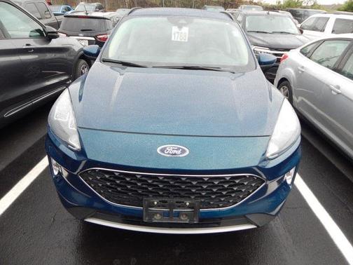 2021 Ford Escape SE
