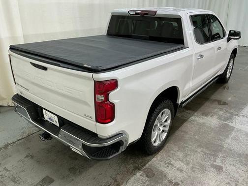 Iridescent Pearl Tricoat 2023 Chevrolet Silverado 1500 LTZ