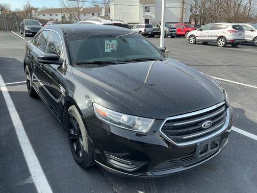 2015 Ford Taurus SEL