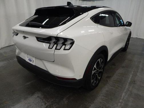 2024 Ford Mustang Mach-E Select