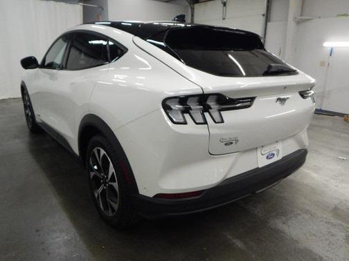 2024 Ford Mustang Mach-E Select